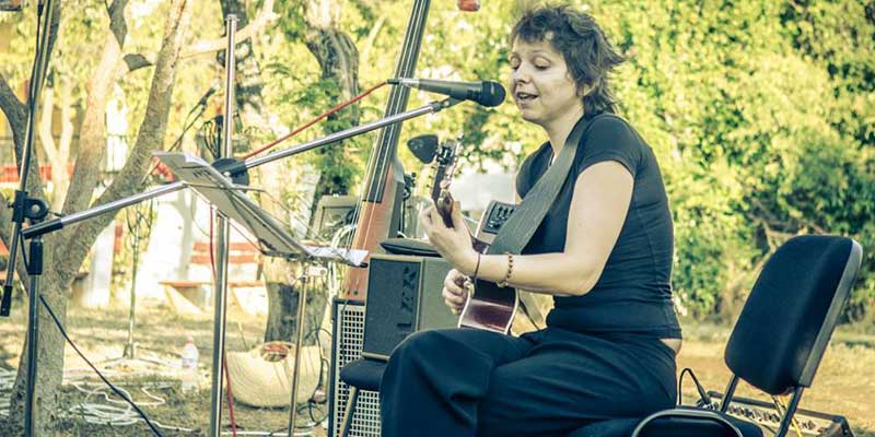 Σεμέλη Ταγαρά : αγαπώ την καλή τέχνη και την αληθινή πρόθεση (συνέντευξη)