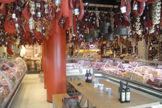 Μια Θεσσαλονικιά στην Αθήνα. Οδός Ευριπίδου, ένας δρόμος με γεύσεις και μυρωδιές