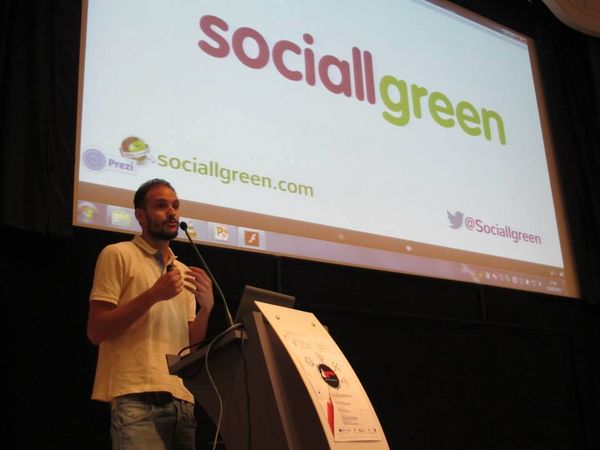 Γνωριμία με έναν Sociallgreen-er, το Δ. Ντέμπο