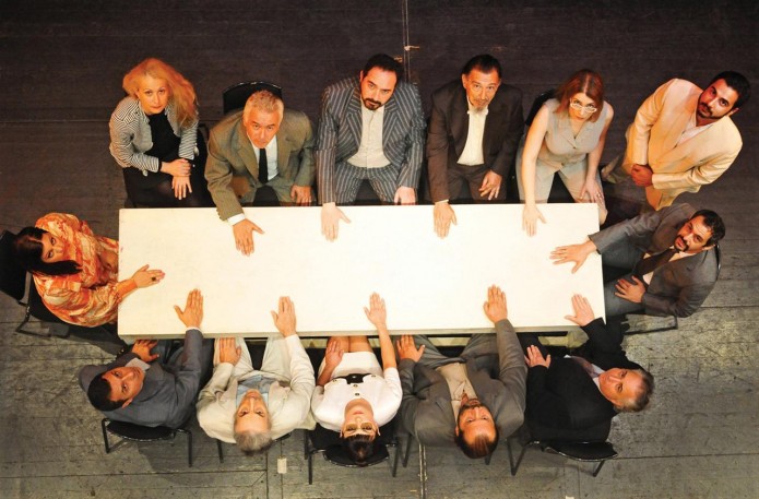 ” 12 ιιιιιιιιιιιι ” , στο ΚΘΒΕ