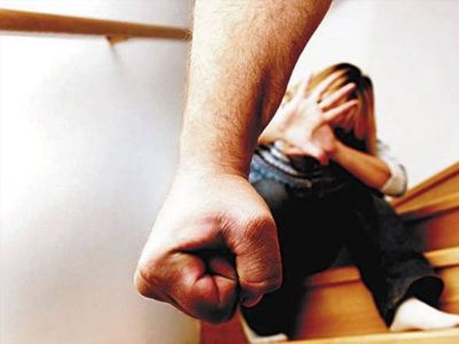 Χτύπα με μωρό μου ν’αγιάσω